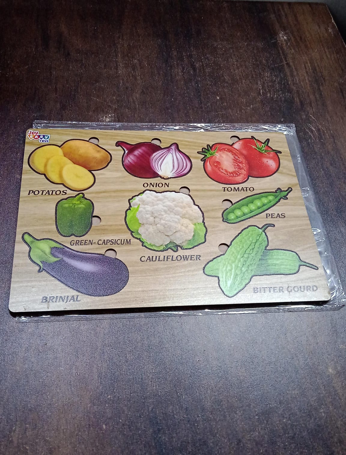 Wooden Vegetable Puzzle Learning Educational Board (1 Set / 28×20 Cm) Wooden Vegetable Puzzle Learning Educational Board (1 Set / 28×20 Cm)